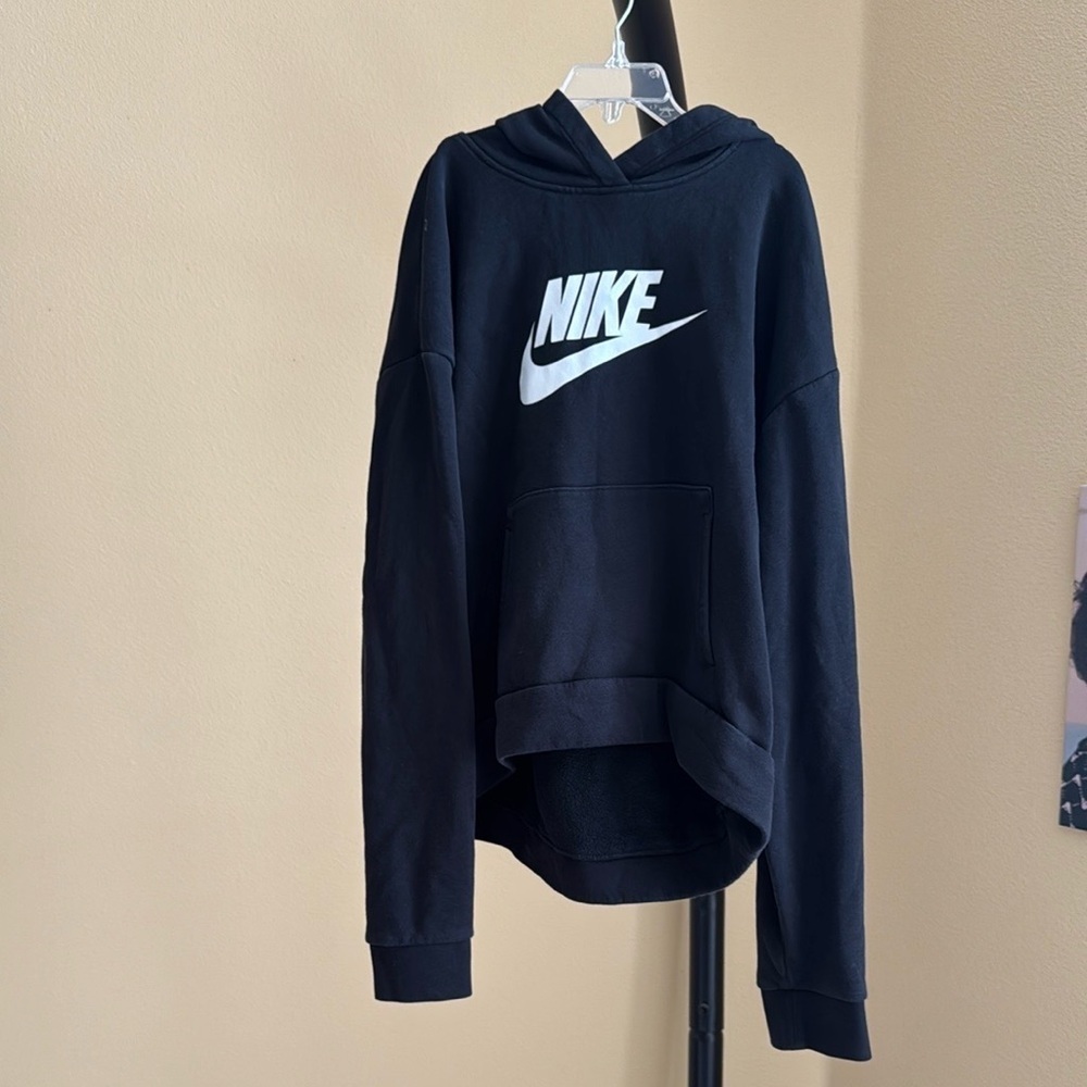 Nike Black Athletic Hoodie Iconic Swoosh
